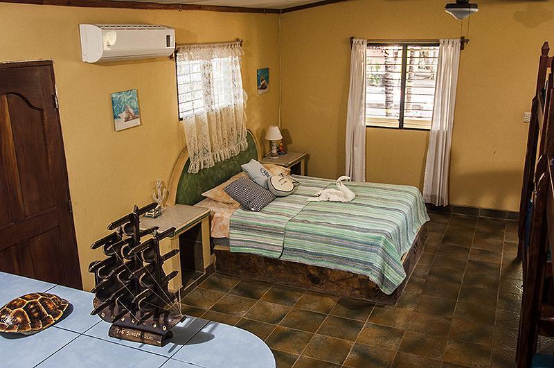 Hostel Sunset Villas Popoyo Bagian luar foto