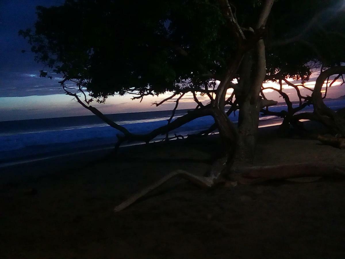 Hostel Sunset Villas Popoyo Bagian luar foto